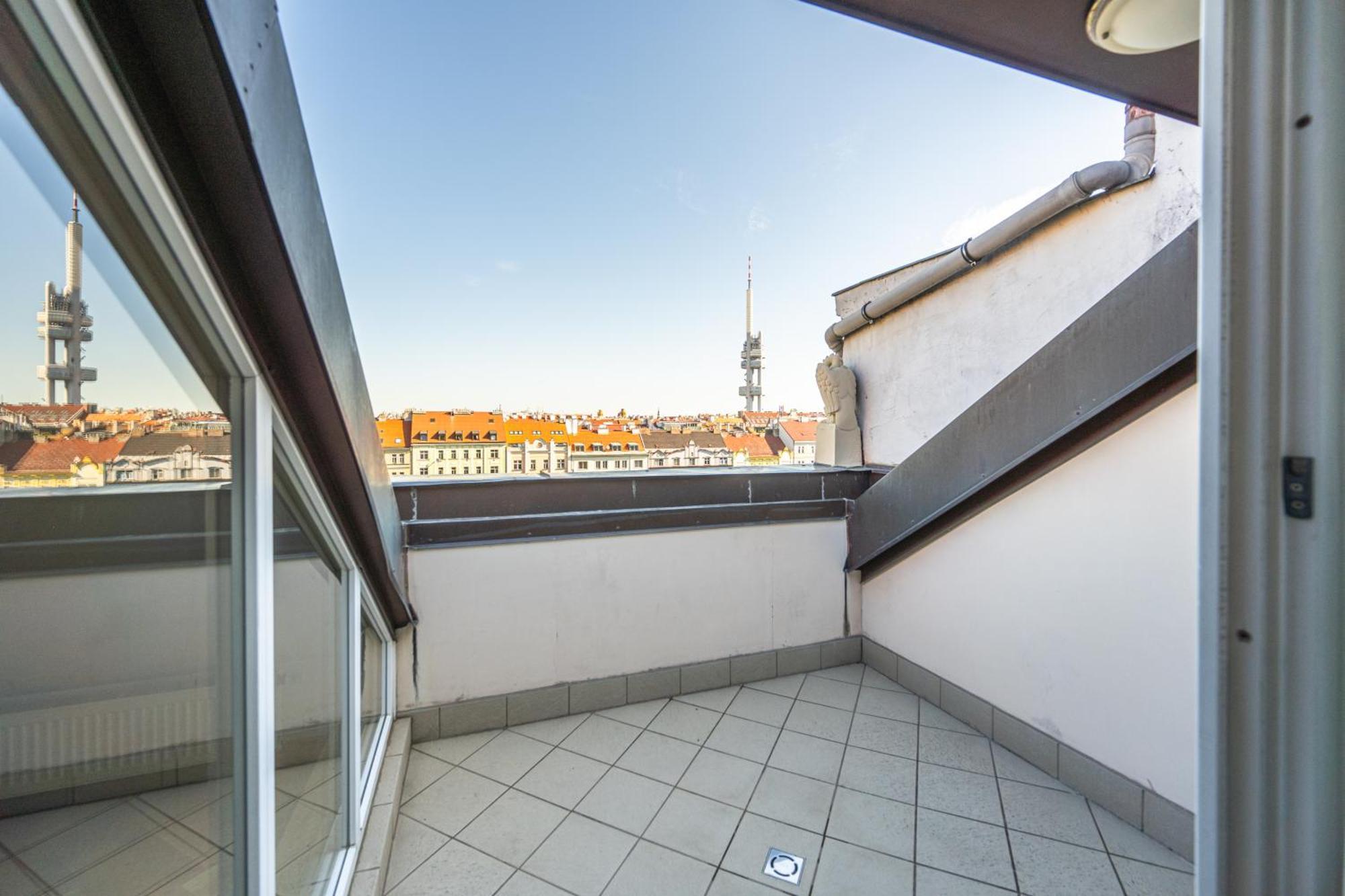 Jiriho Z Podebrad Apartments Praga Exterior foto